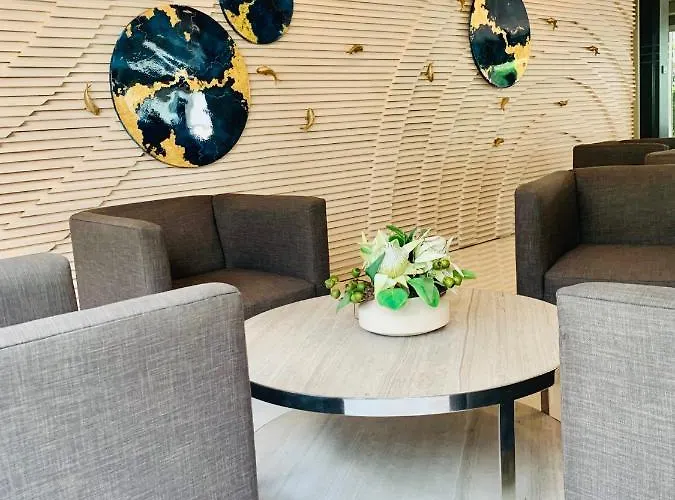 Apartment Sea Residences - Val Soriano